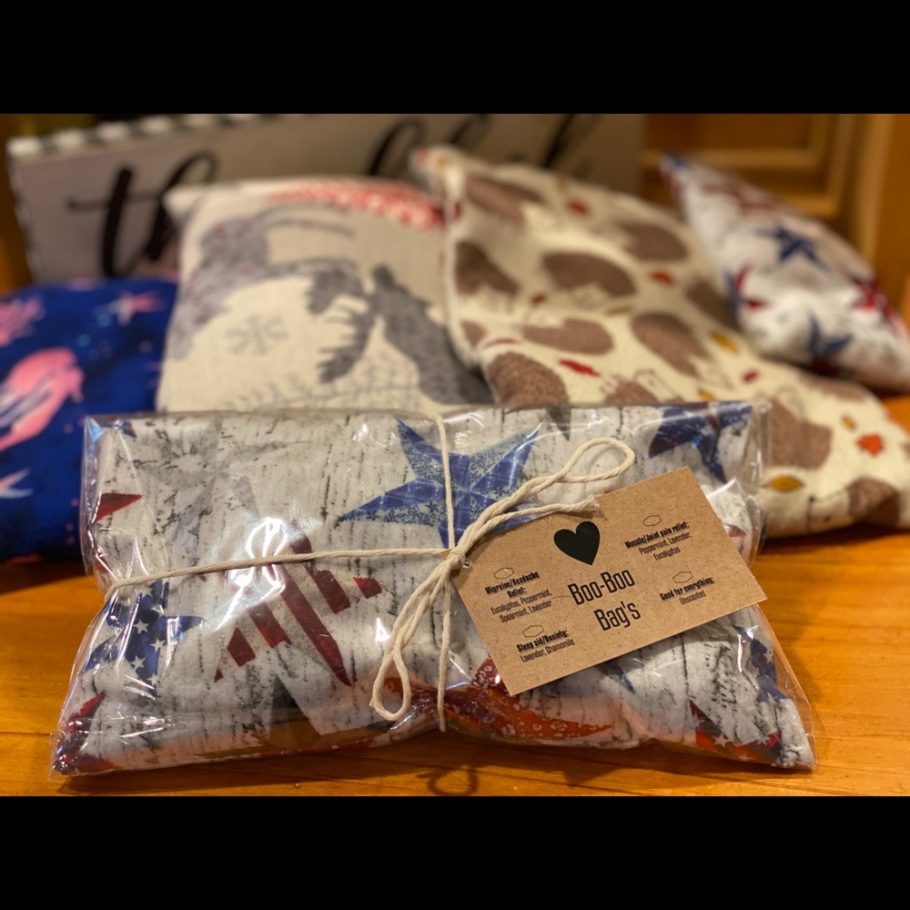 Aromatherapy hot and cold pack. “Boo-Boo Bag”